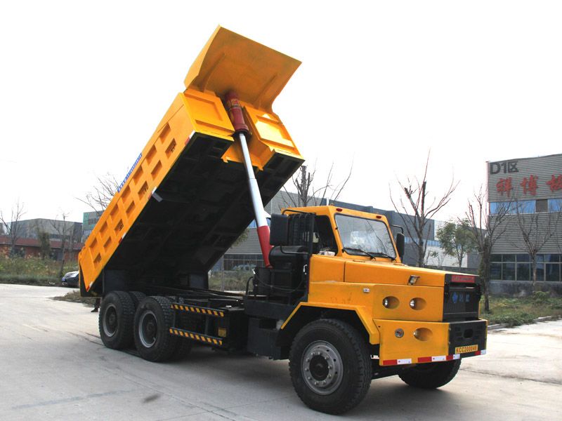 20噸礦用運輸車  